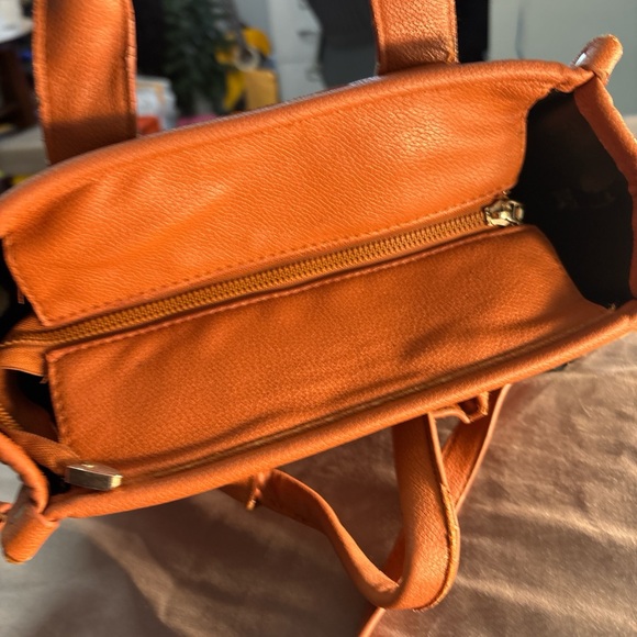 Marc Jacobs Orange Tote Bag - Picture 6 of 11